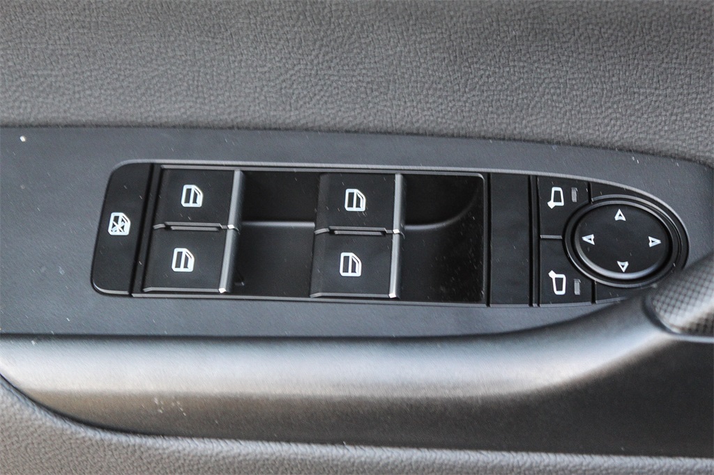 2025 Mazda CX-50 Preferred photo 20