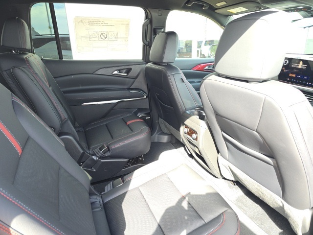 2026 Chevrolet Traverse RS photo 13