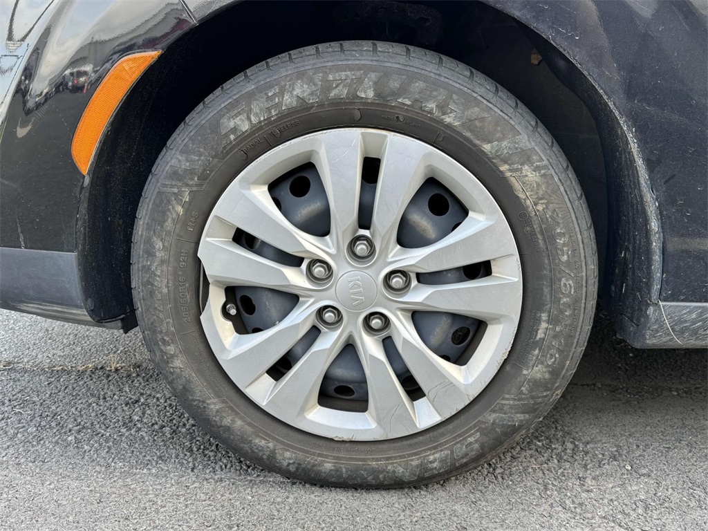 2021 Kia Soul LX photo 11