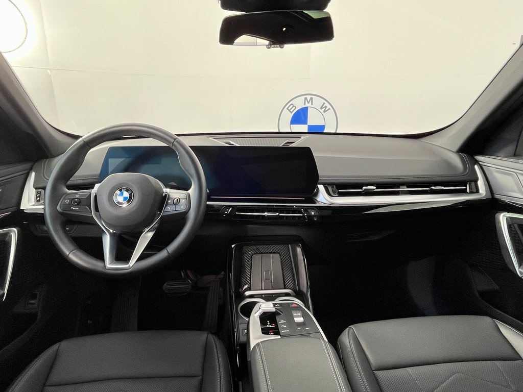 2025 Bmw X1 XDrive28i photo 2