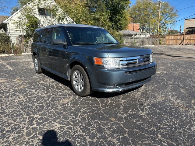 Used 2010 Ford Flex SE with VIN 2FMGK5BC8ABA99109 for sale in Detroit, MI