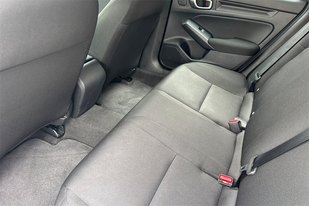 2024 Honda Civic LX Hatchback photo 13