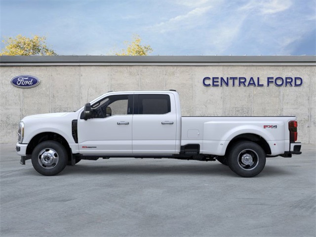 2026 Ford F-350 Platinum photo 2