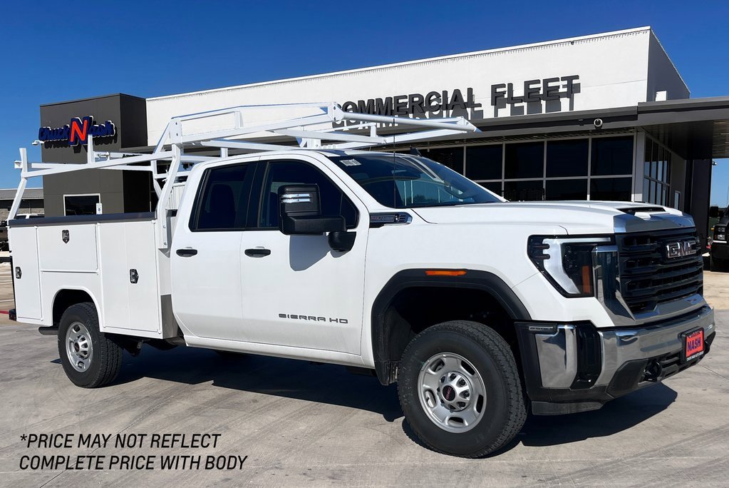 2025 GMC Sierra 2500HD Pro's photo