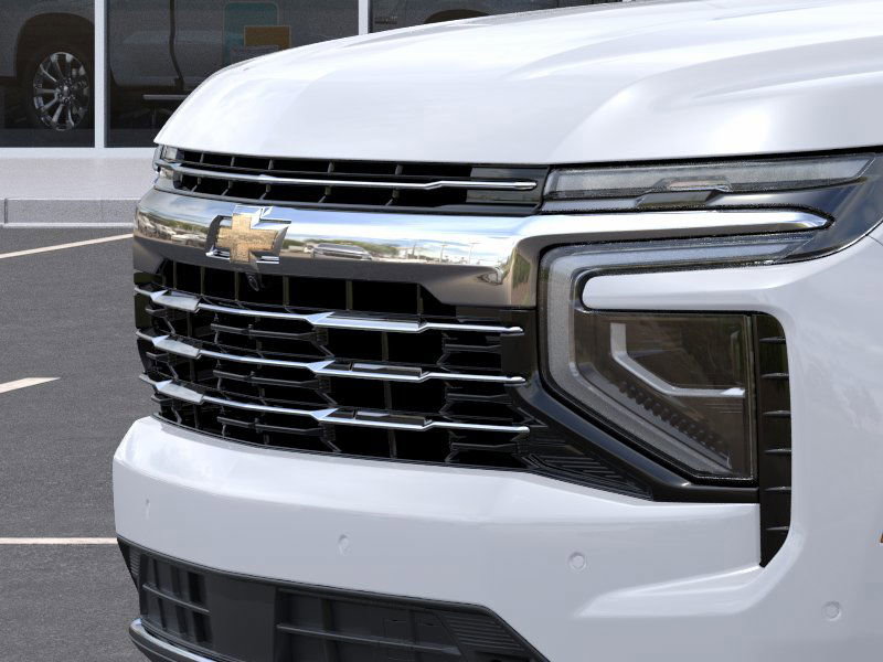 2025 Chevrolet Suburban LT photo 12