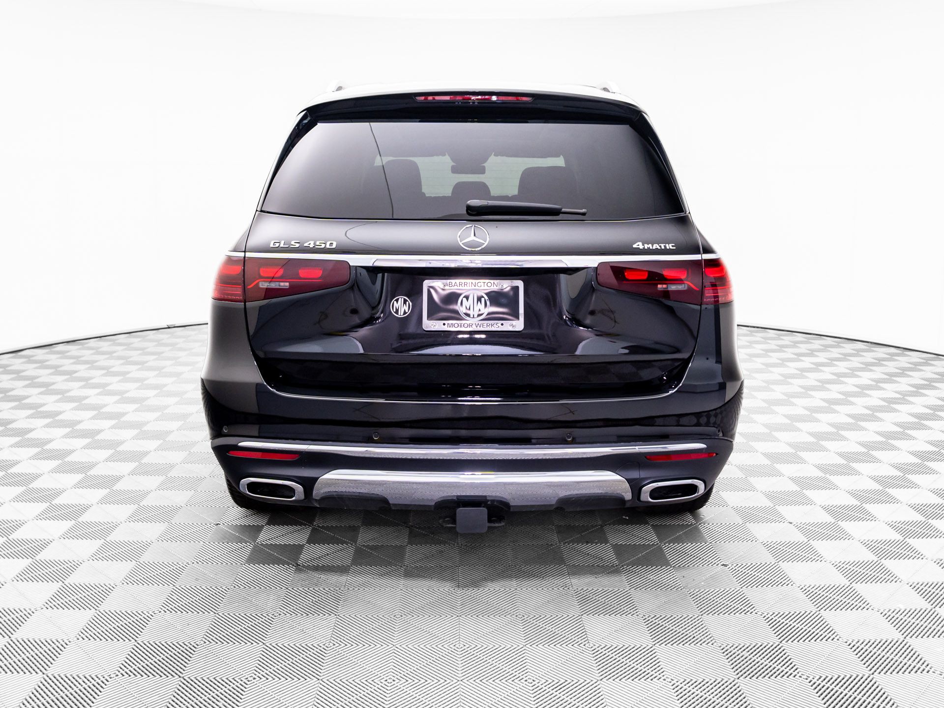 2026 Mercedes Benz GLS 450 4MATIC photo 4