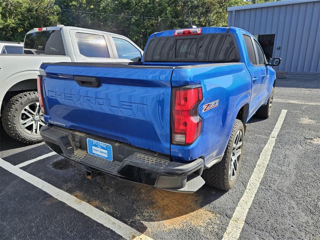 2024 Chevrolet Colorado Z71 photo 9