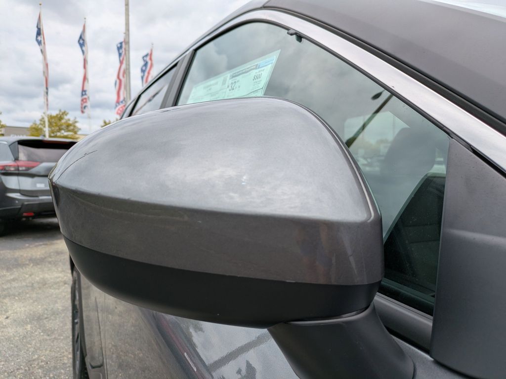 2026 Nissan Rogue SV photo 11