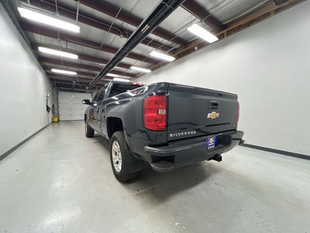 2018 Chevrolet Silverado 1500 LT photo 4