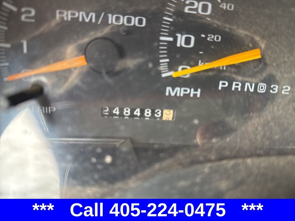 1996 Chevrolet Suburban 1500 photo 4