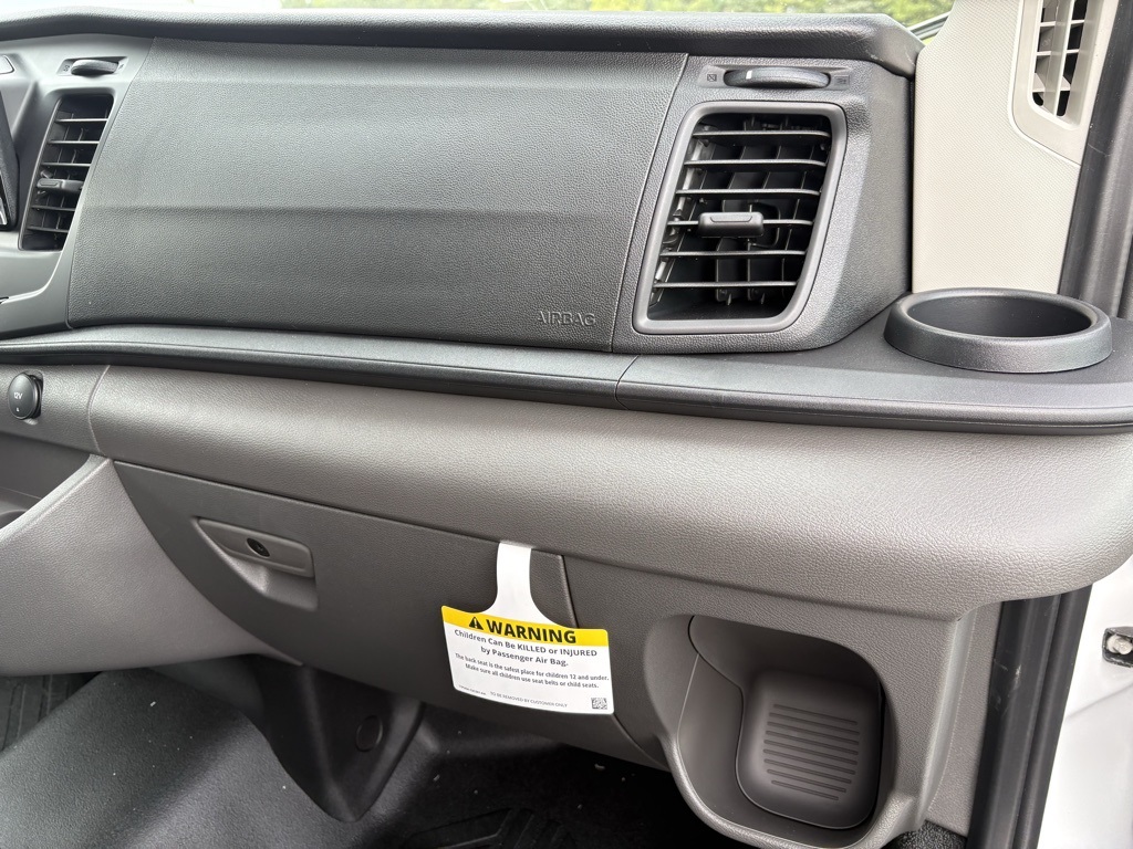 2026 Ford Transit Cargo photo 4
