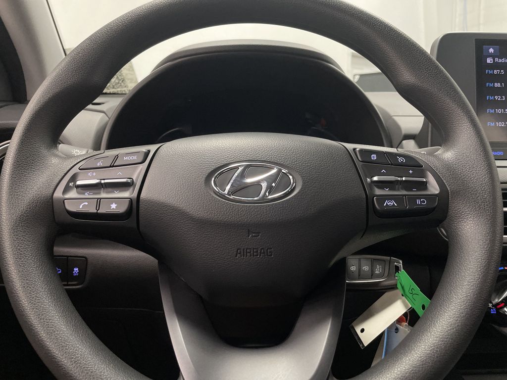2023 Hyundai Kona SE photo 10