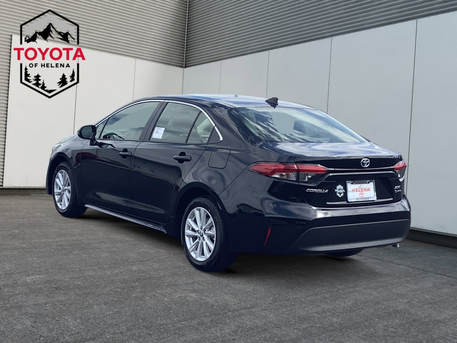 2025 Toyota Corolla Hybrid XLE photo 3