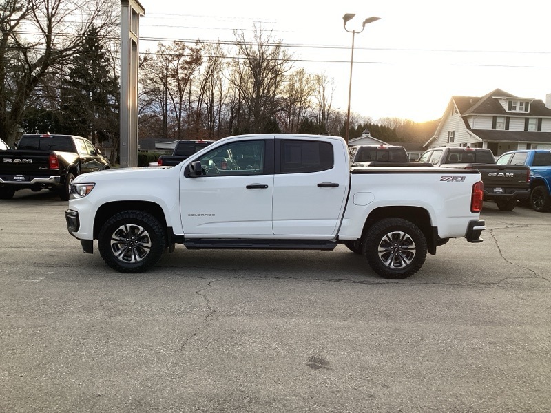 2022 Chevrolet Colorado Z71 photo 3