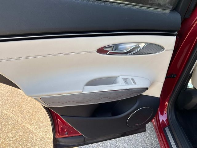 2023 Genesis GV70 2.5T photo 11