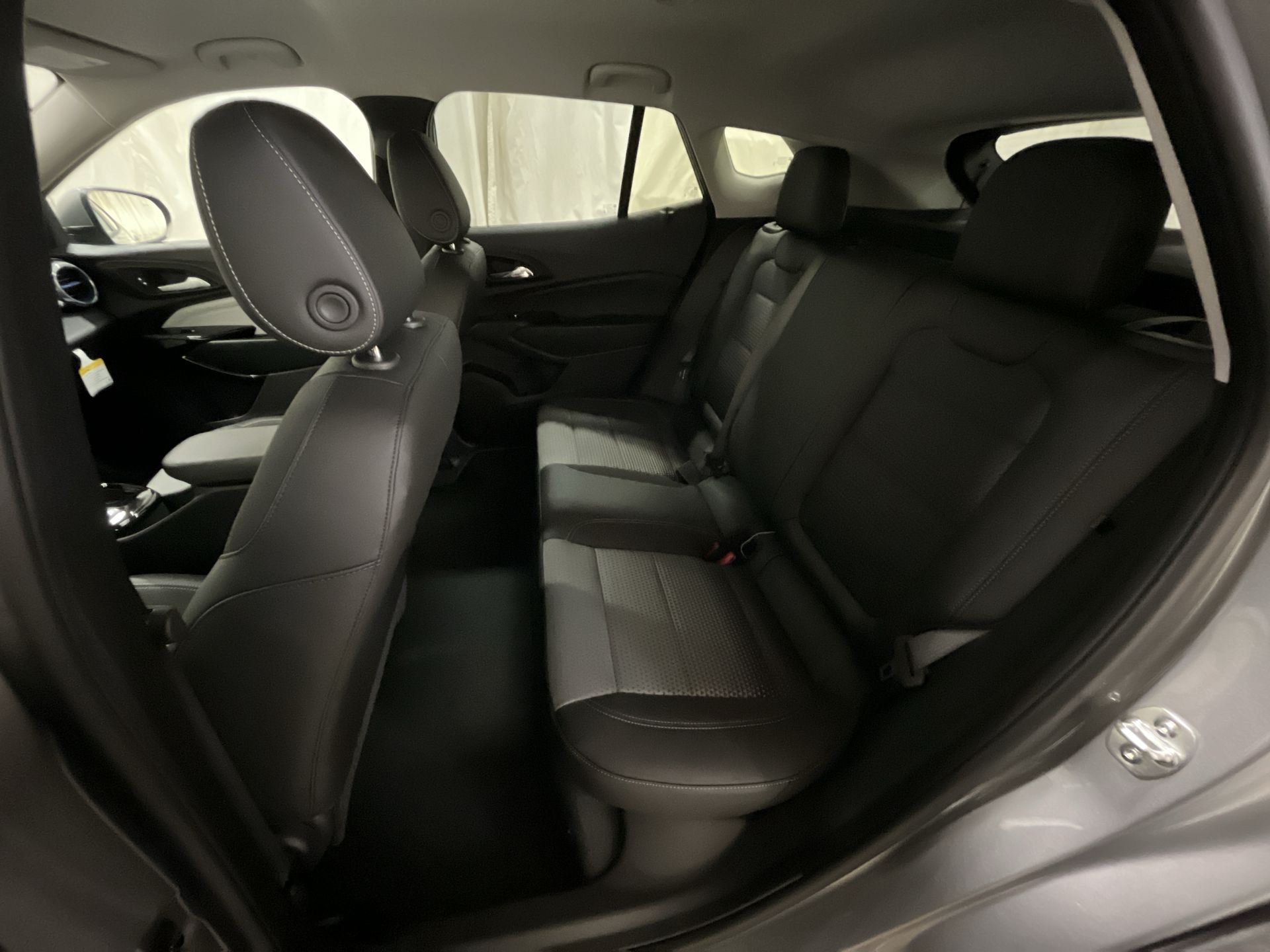2025 Chevrolet Trax LT photo 14