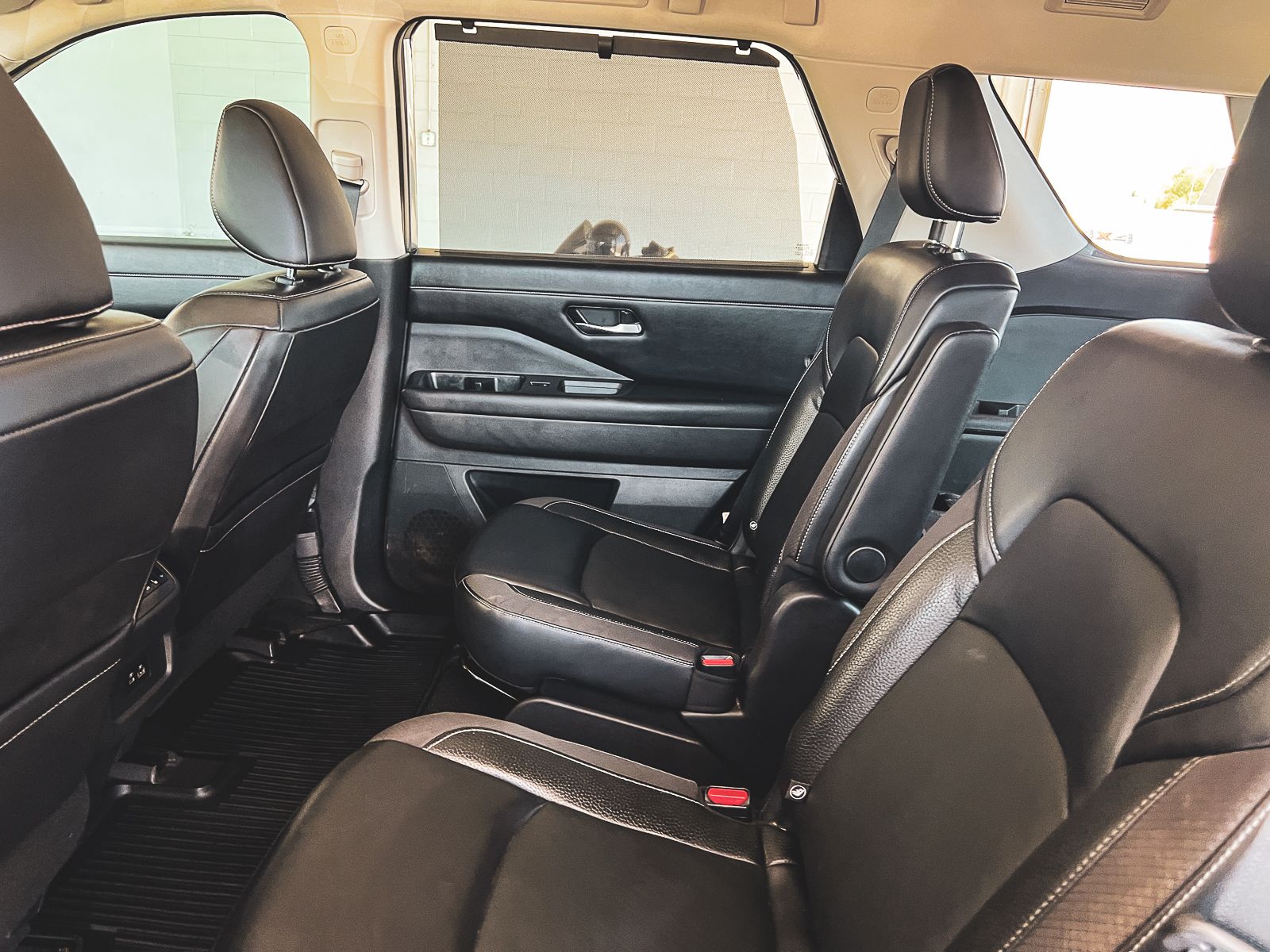 2022 Nissan Pathfinder SL photo 27