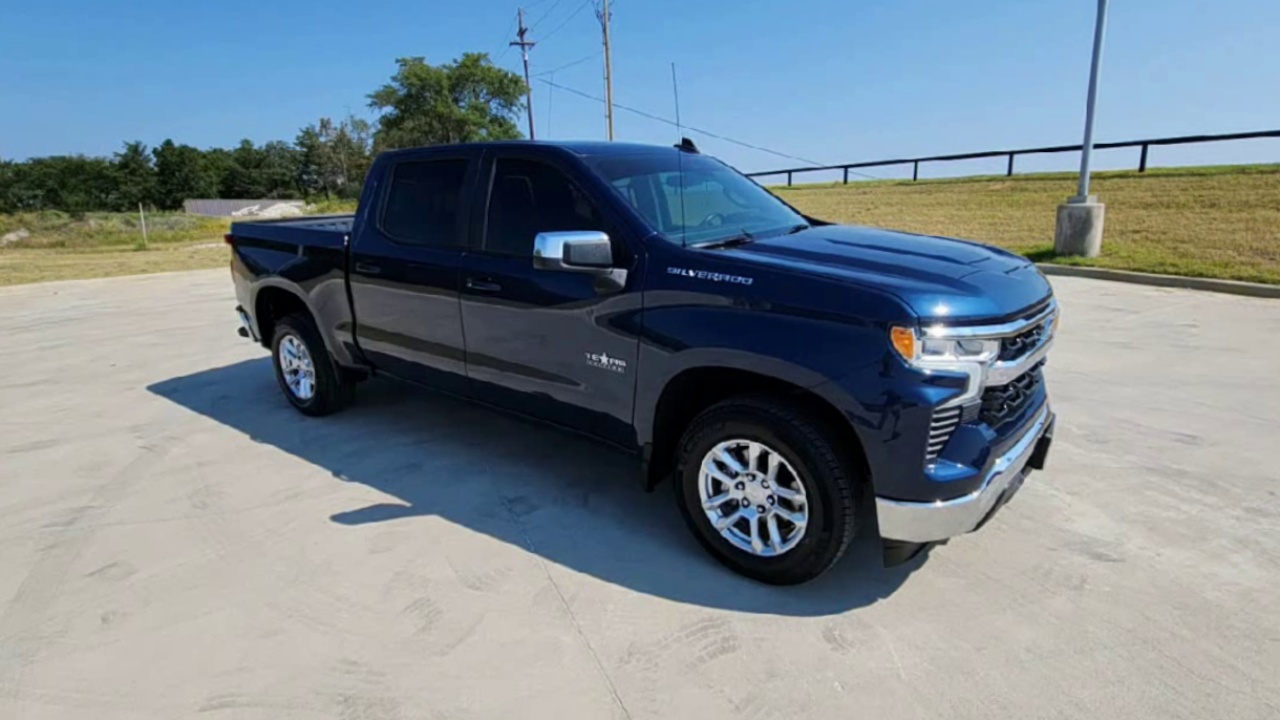 2022 Chevrolet Silverado 1500 LT photo 30