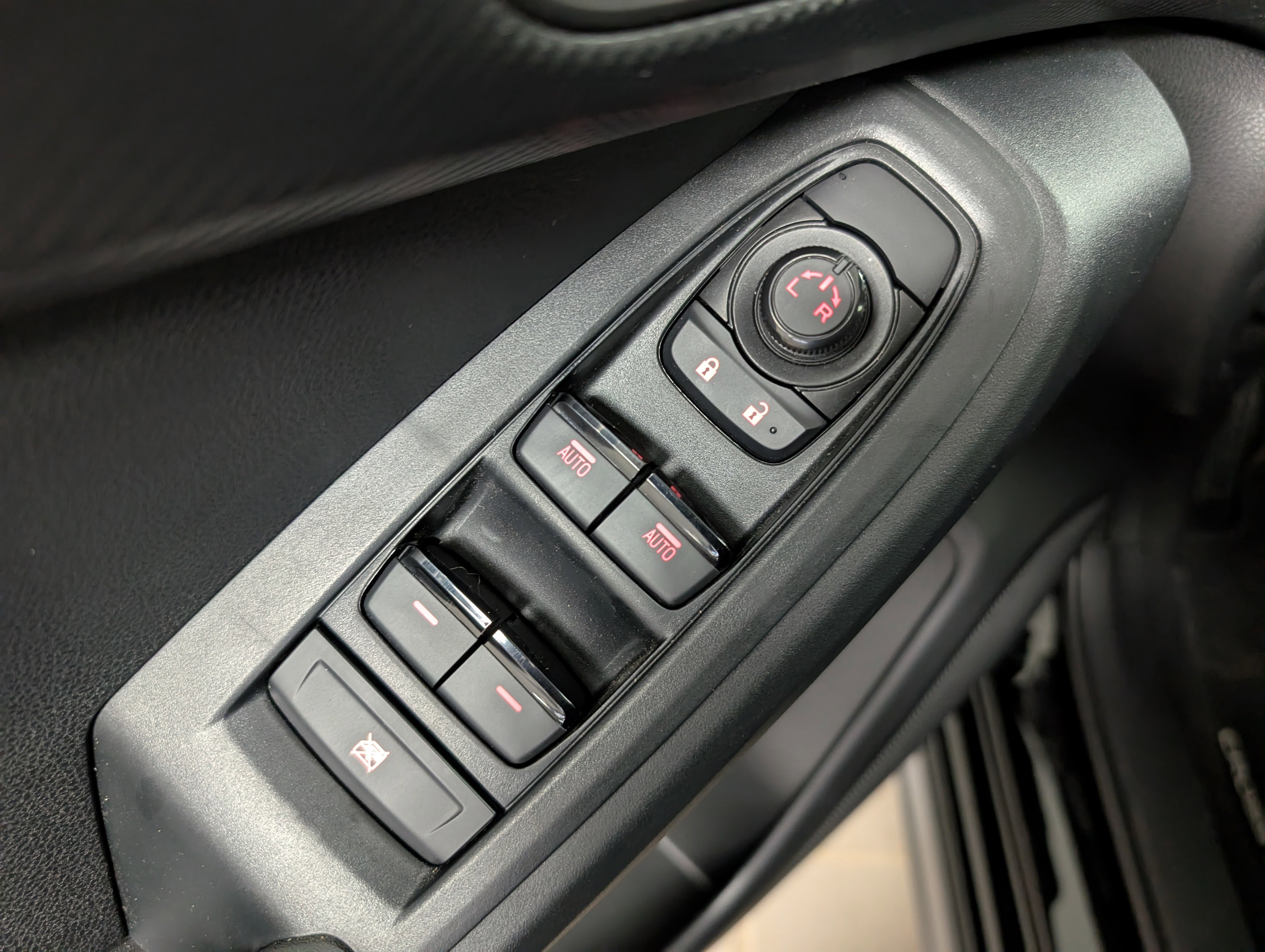 2025 Subaru Crosstrek Premium photo 10