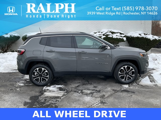2022 Jeep Compass Limited's photo