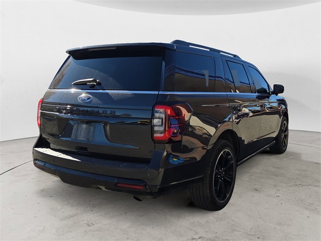 2023 Ford Expedition Limited photo 4