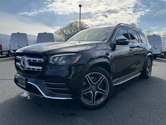 2022 Mercedes Benz GLS 450 4MATIC photo 3