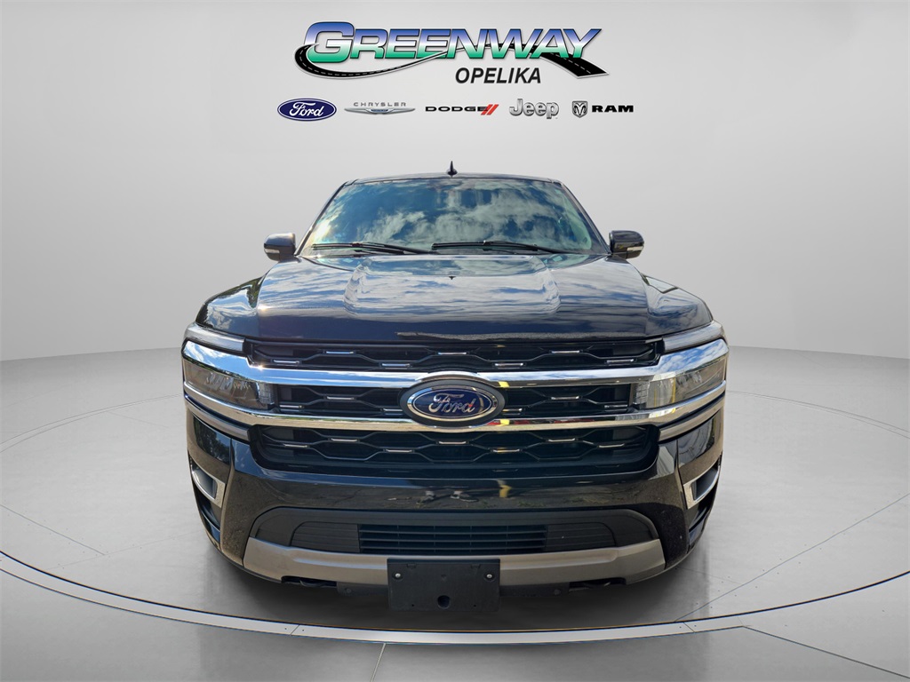 2023 Ford Expedition Limited photo 2