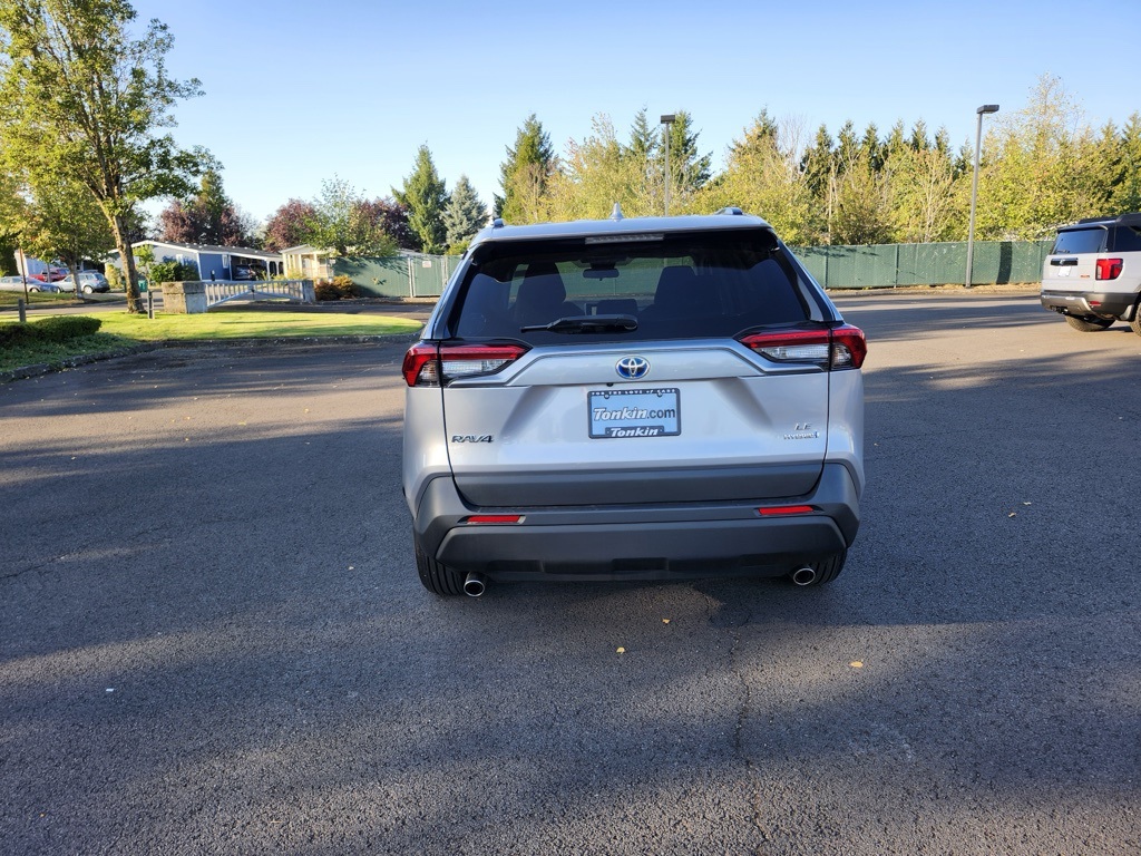 2023 Toyota RAV4 Hybrid LE photo 5