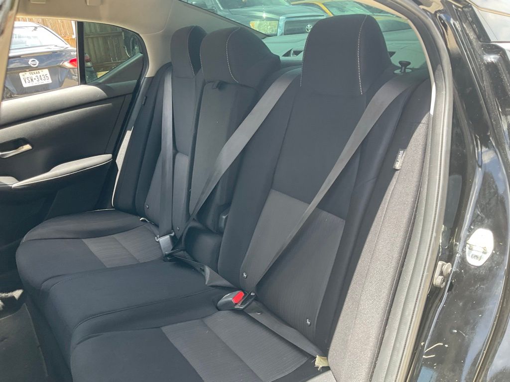 2020 Nissan Sentra SV photo 18