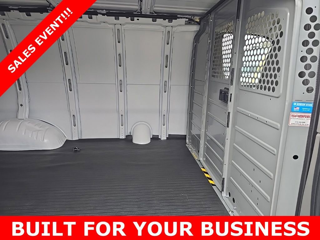 2025 Chevrolet Express 2500 Work Van Cargo photo 4