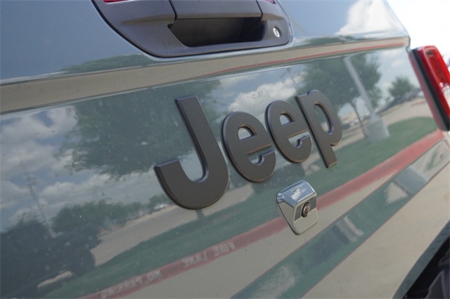 2025 Jeep Gladiator Sport Texas Trail photo 10