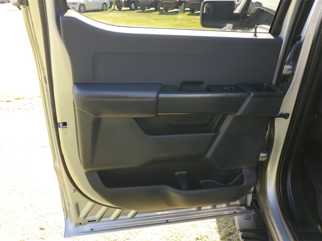 2023 Ford F-150 XL photo 27