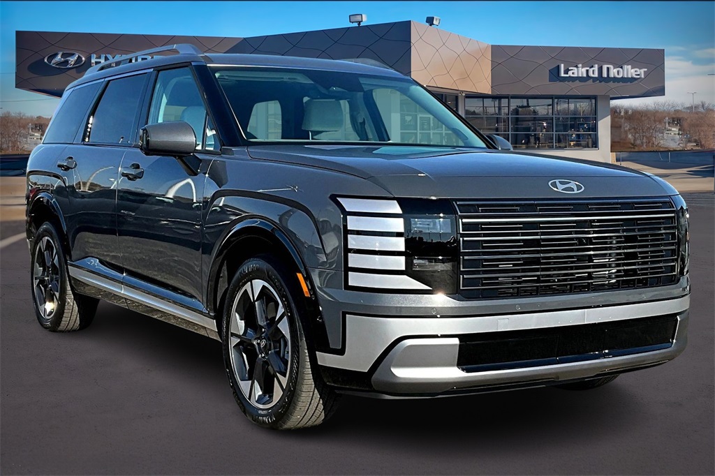 2026 Hyundai Palisade Limited photo 2