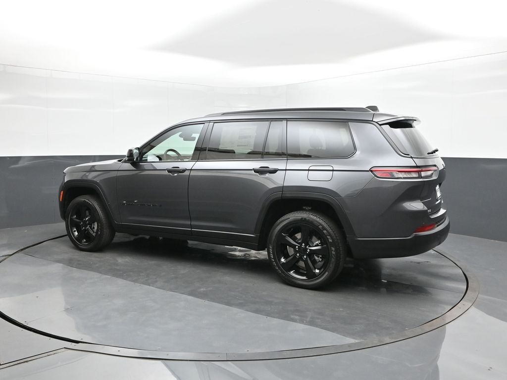 2025 Jeep Grand Cherokee Altitude X photo 5