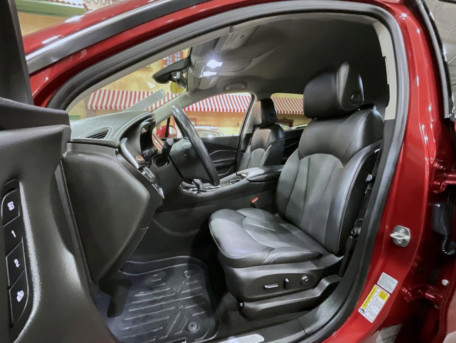 2019 Buick Envision Premium photo 9