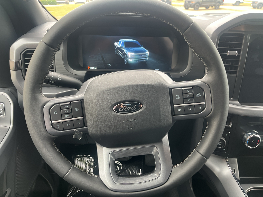 2025 Ford F-150 XLT photo 22