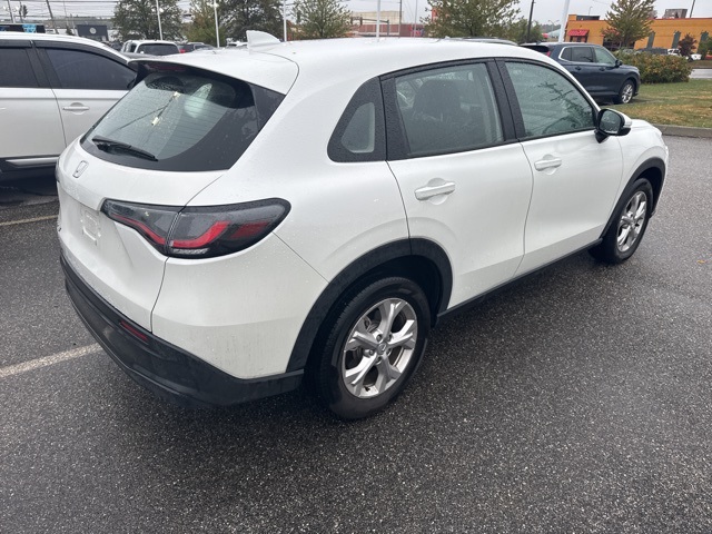 2025 Honda HR-V LX photo 6