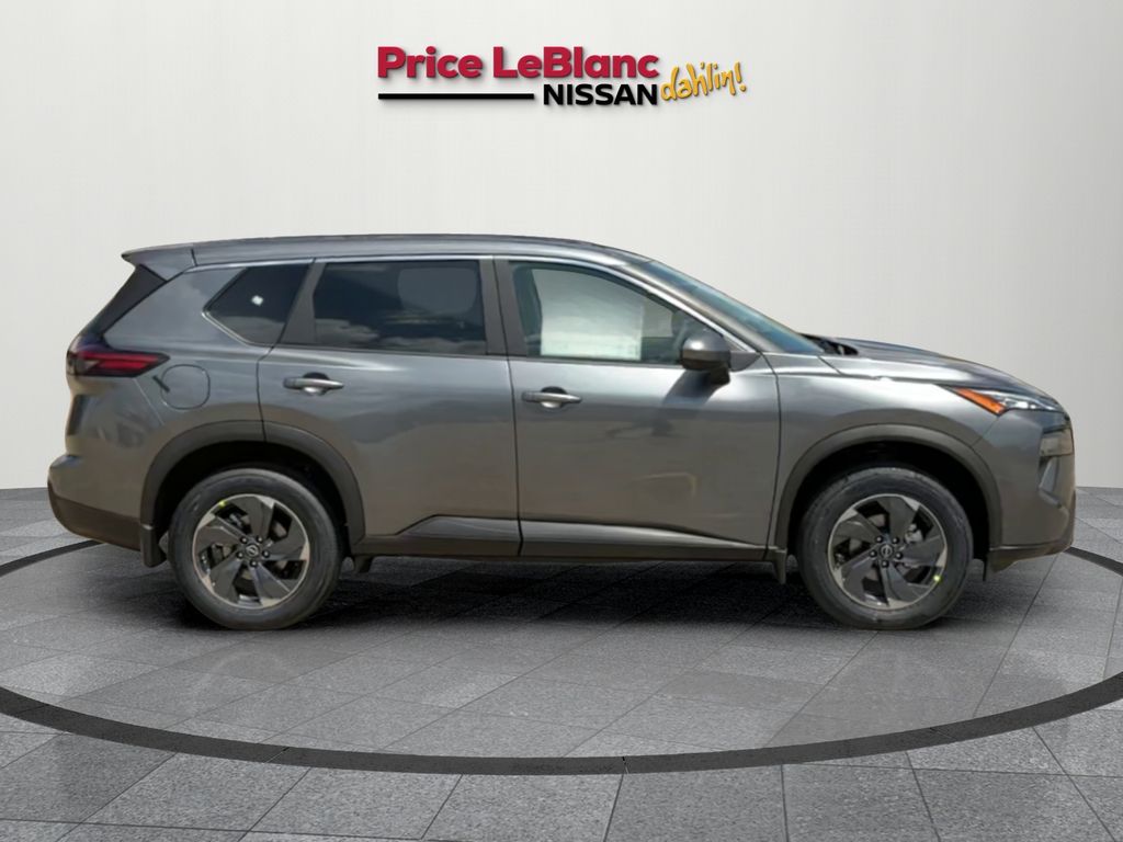 2026 Nissan Rogue SV photo 20