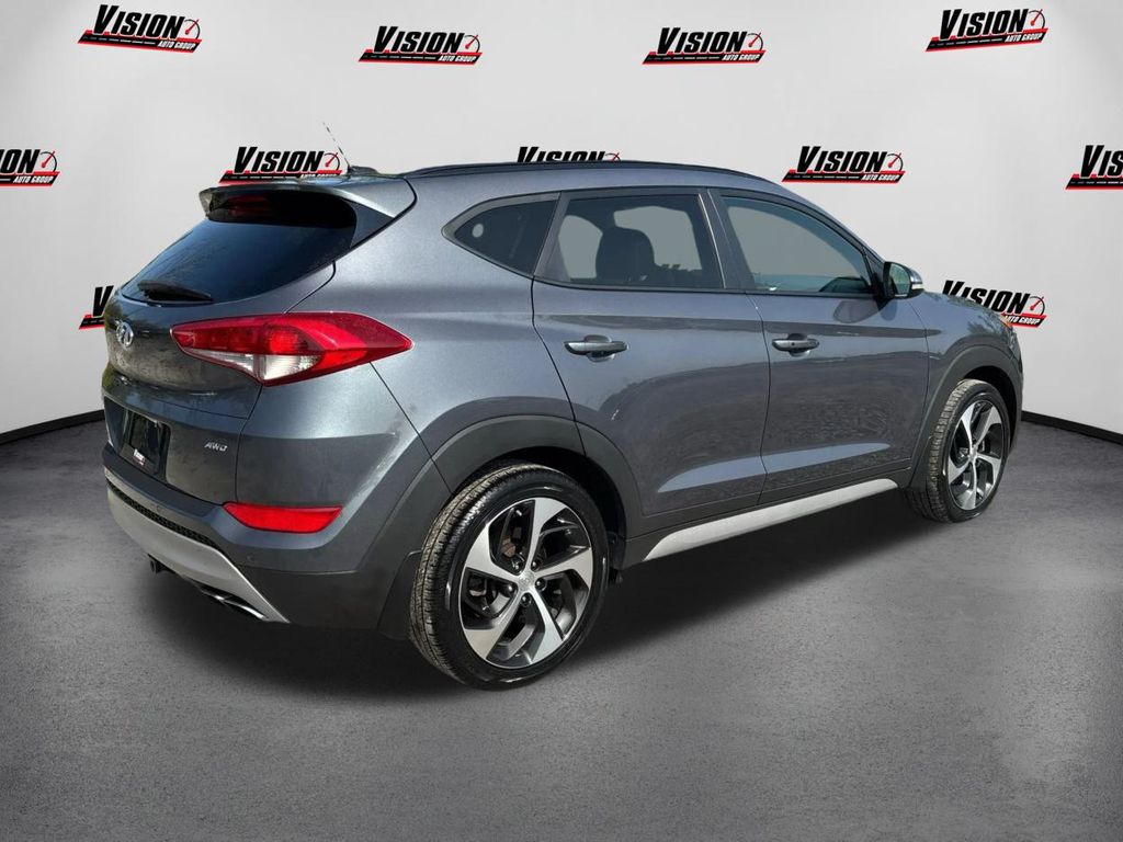 2017 Hyundai Tucson Value photo 5