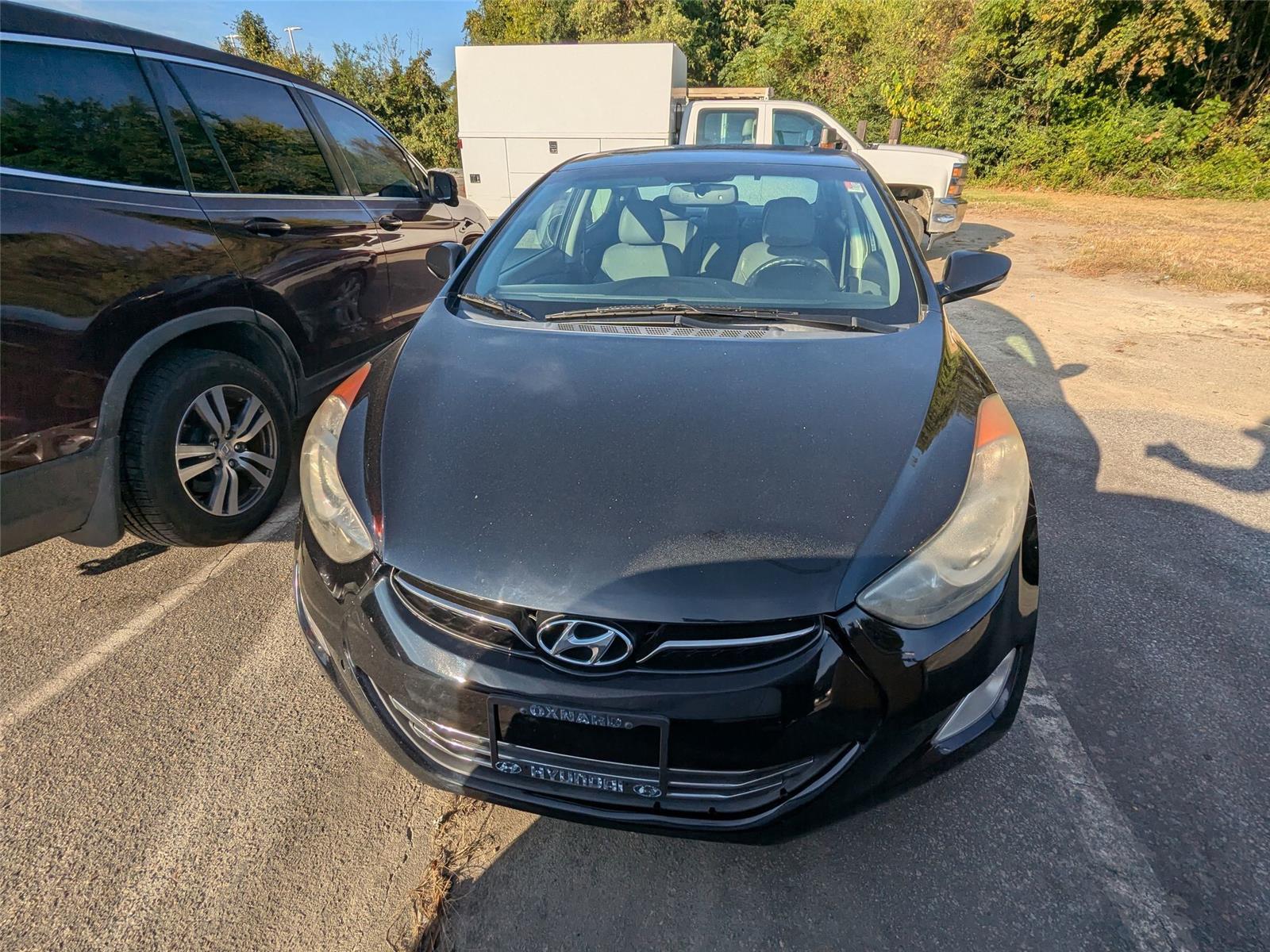 2013 Hyundai Elantra Limited photo 2