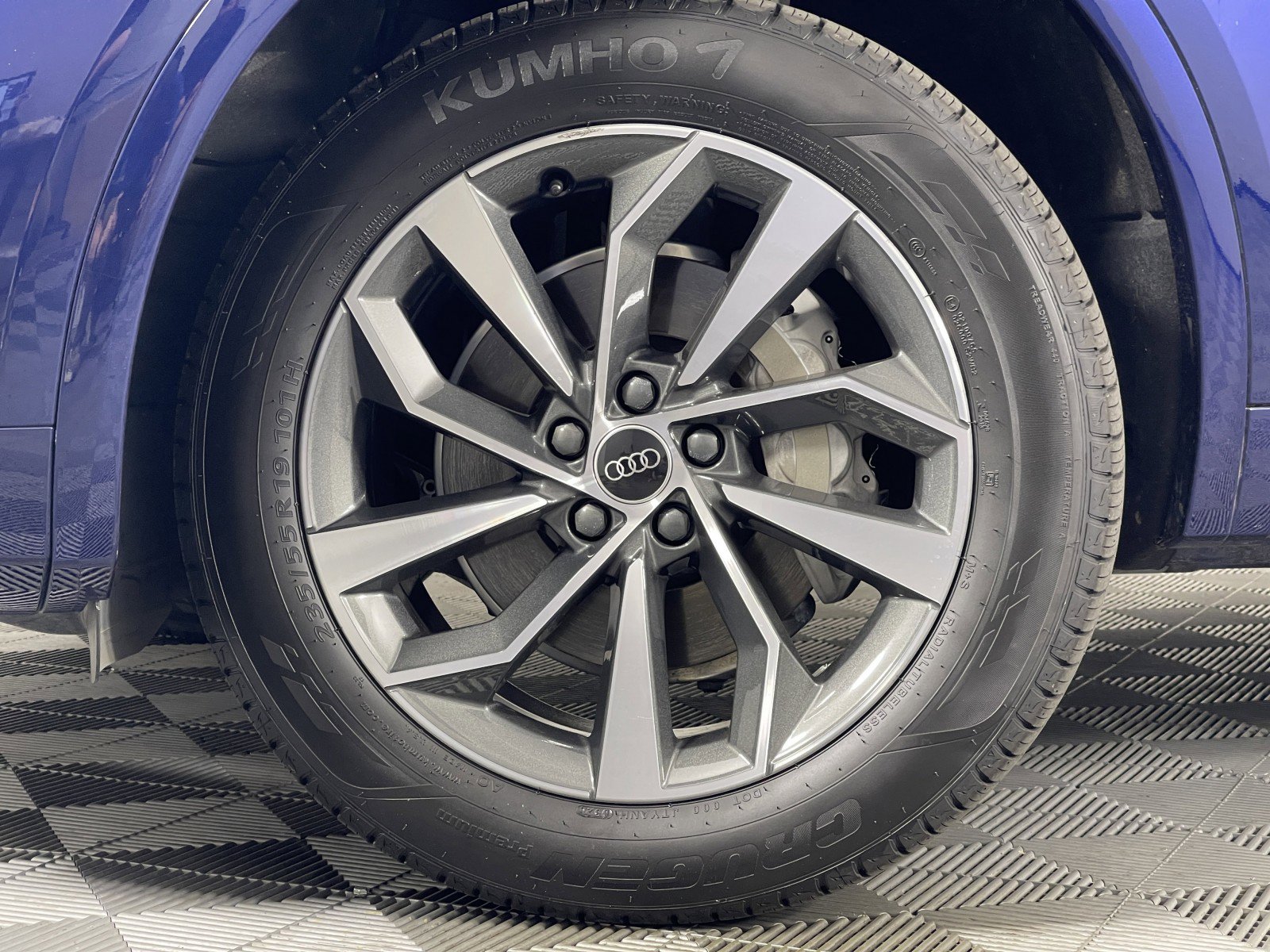 2024 Audi Q5 S line Premium photo 3