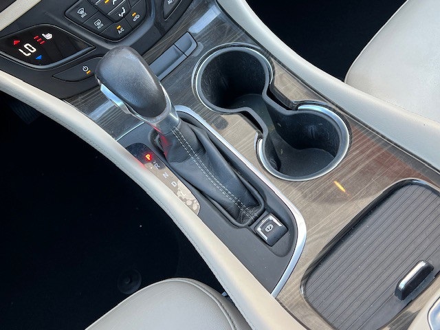 2020 Buick Envision Essence photo 23