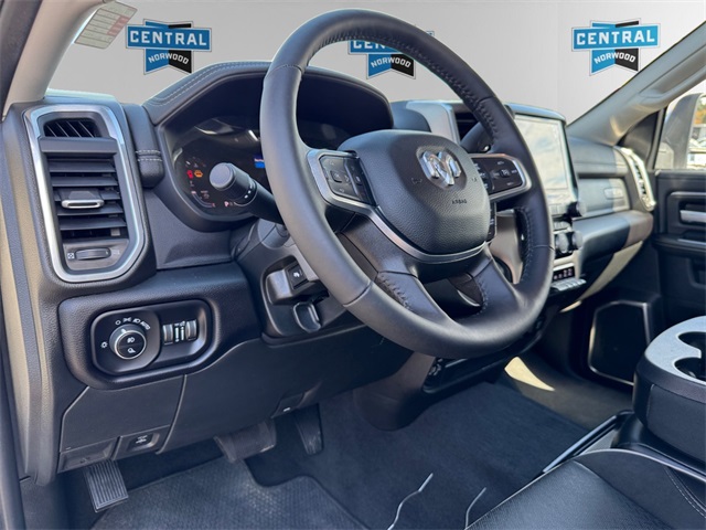 2024 Ram 2500 Laramie photo 3