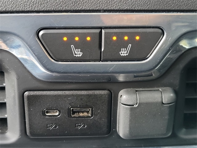 2021 Chevrolet Silverado 1500 LTZ photo 11