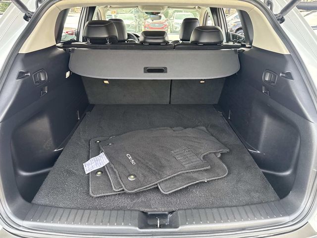 2023 Mazda CX-50 2.5 Preferred Plus photo 7