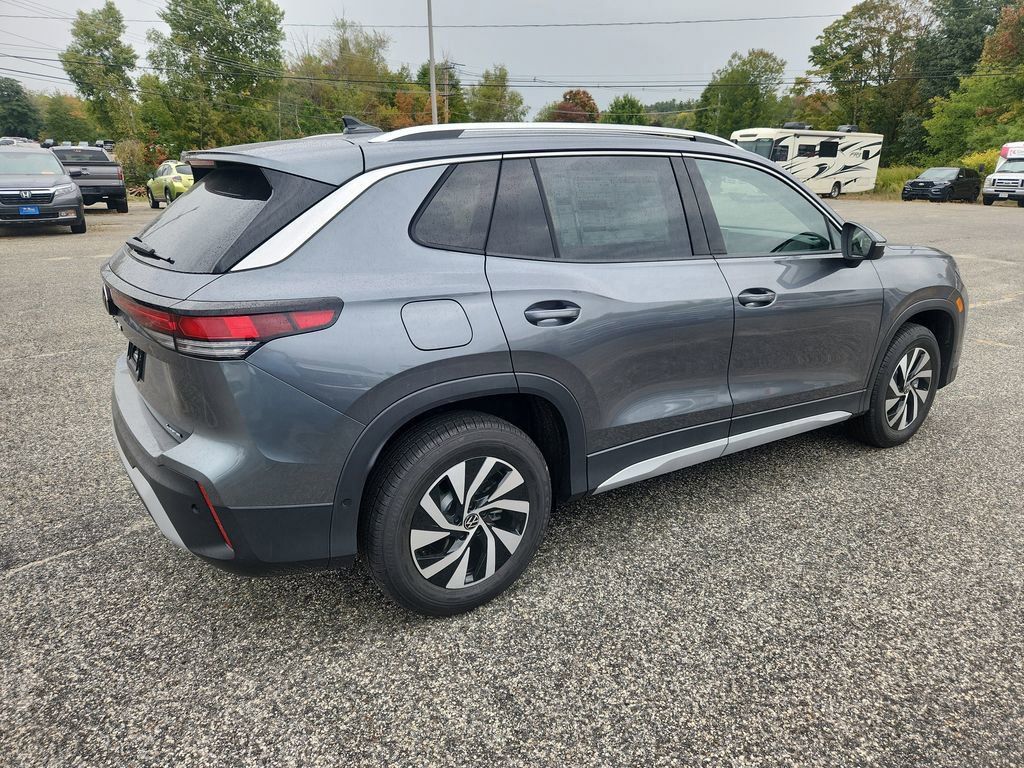 2025 Volkswagen Tiguan S photo 4