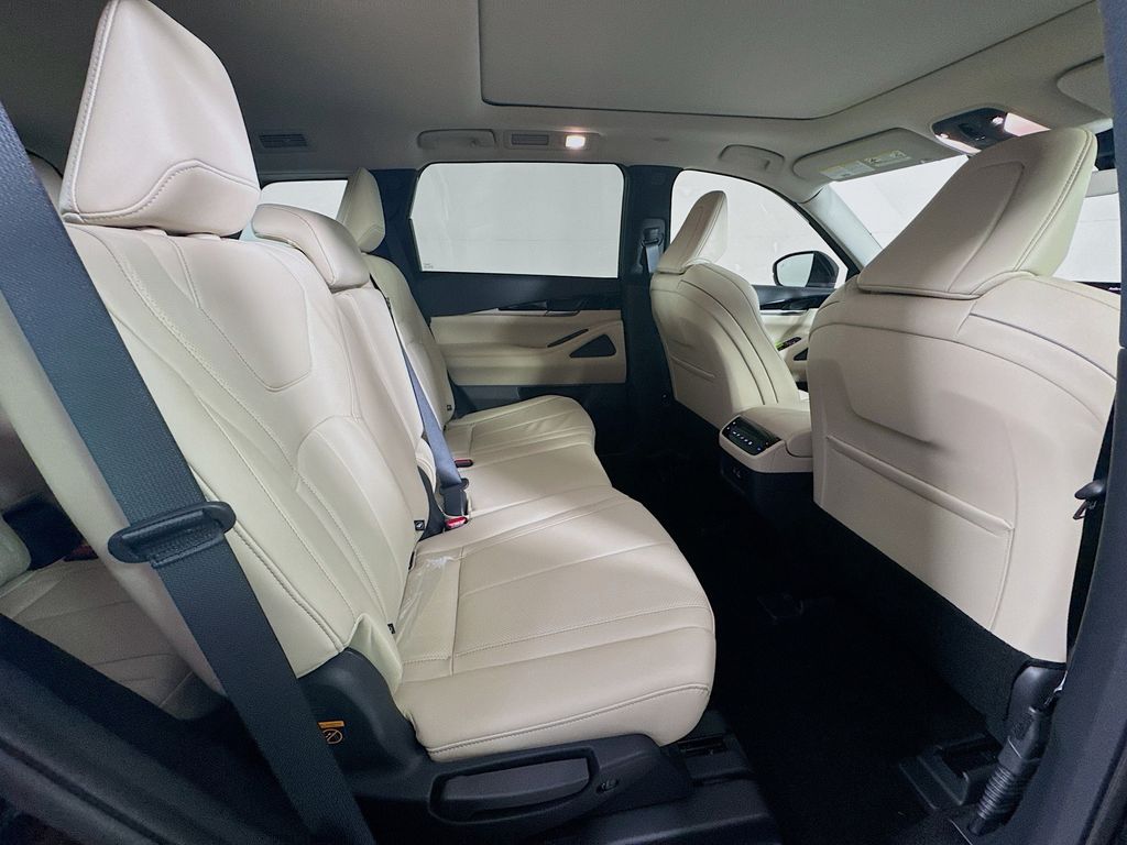 2025 Infiniti QX60 Pure AWD photo 26