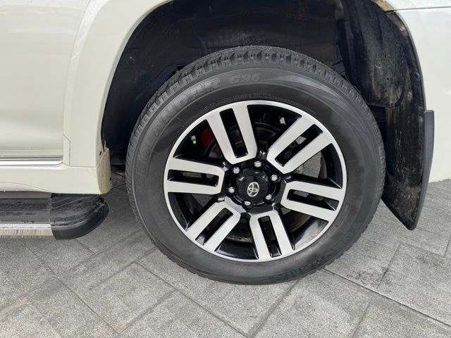 2020 Toyota 4Runner Limited photo 3