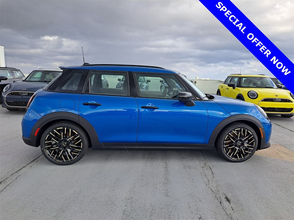 2025 Mini Cooper S 4 Door Hardtop Iconic photo 2