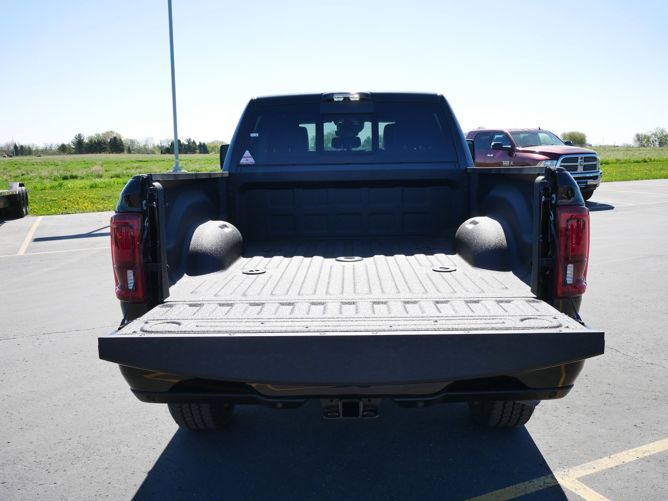 2025 Ram 2500 Laramie photo 4